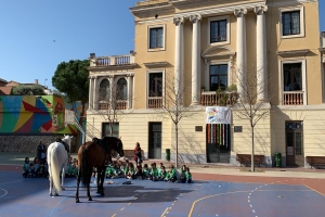 Visita de la Unitat Muntada de la Guàrdia Urbana